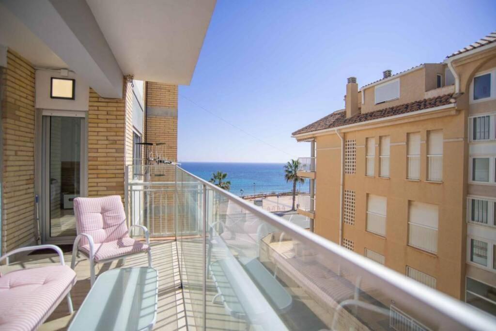 Beautiful Two Bedroom Apartment Next To The Beachfront Torre de la Horadada Dış mekan fotoğraf